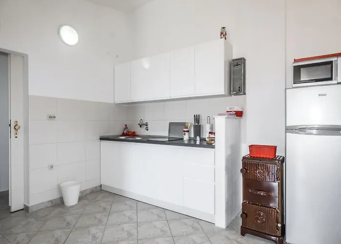 Trk 1 By Interhome Vir